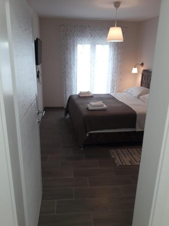 Отель Portofino - Free Parking Мостар Экстерьер фото